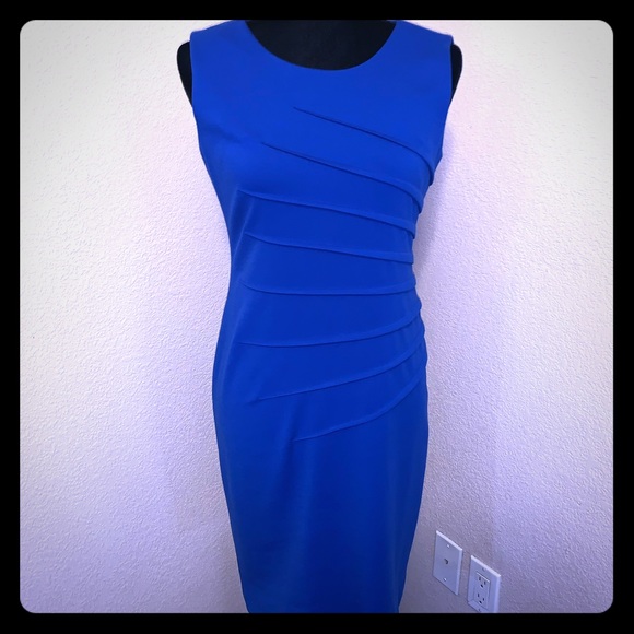 Calvin Klein Dresses & Skirts - Gorgeous Calvin Klein Dress - Sz 4